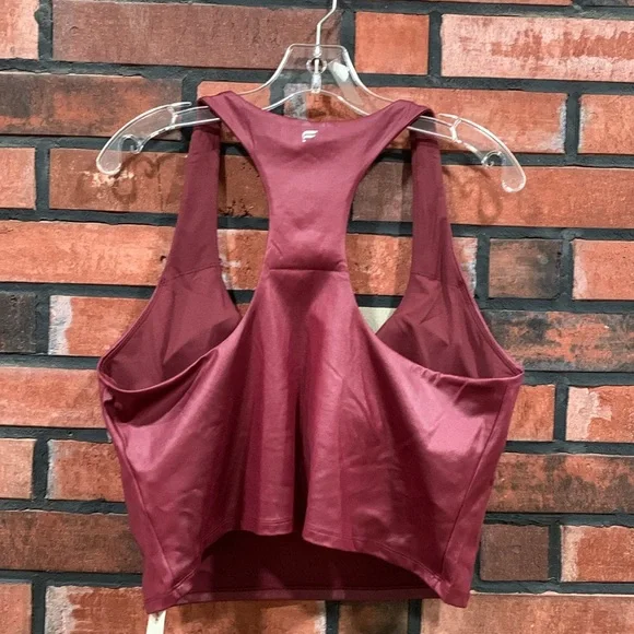 Fabletic Anywhere Shine Built-In Bra Tank - Picture 7 of 9